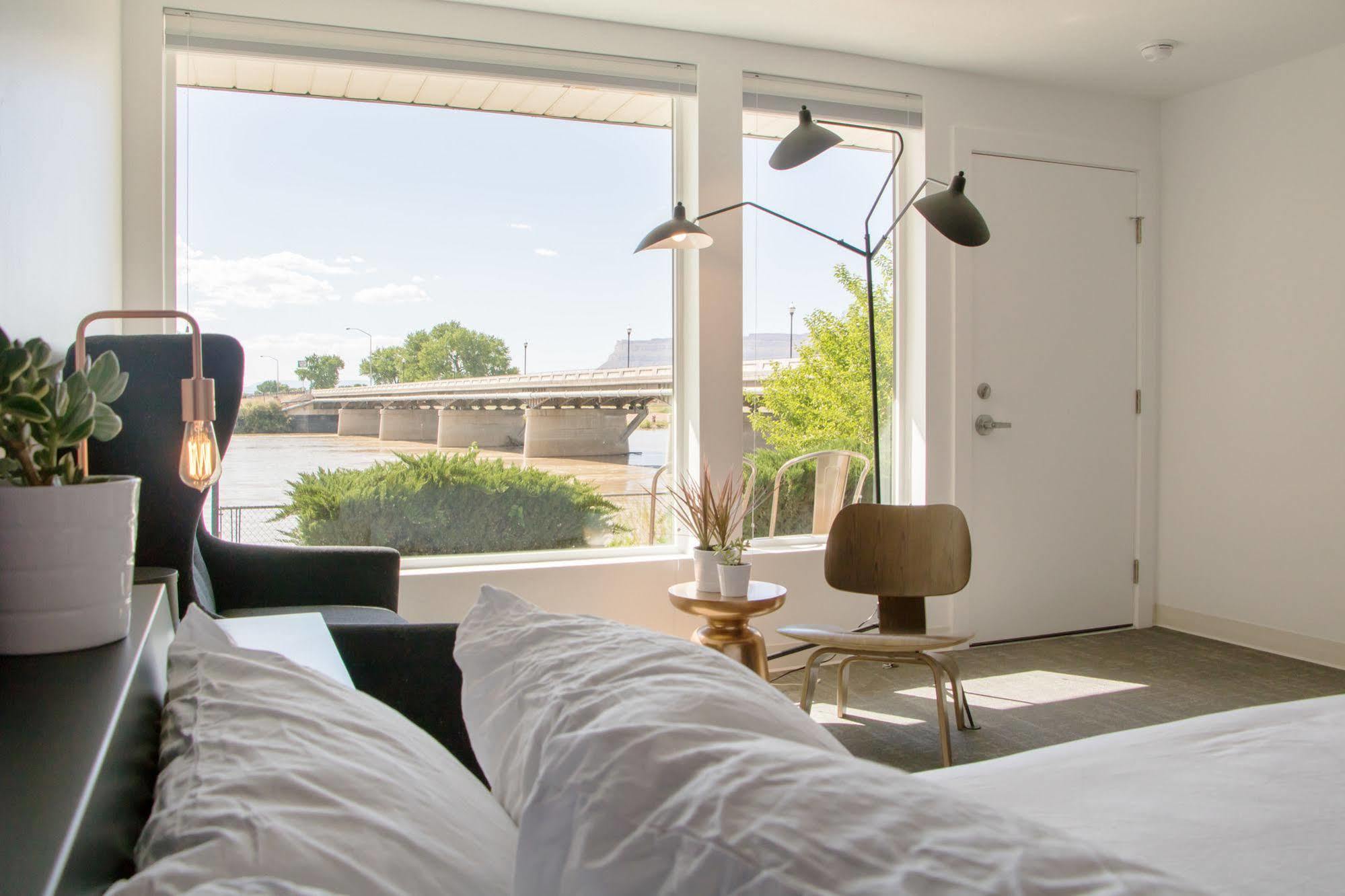 Skyfall Guestrooms Green River Exteriér fotografie
